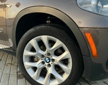 Коричневий БМВ Х5, об'ємом двигуна 3 л та пробігом 267 тис. км за 269 $, фото 2 на Automoto.ua