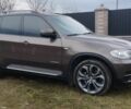 Коричневый БМВ Х5, объемом двигателя 3 л и пробегом 230 тыс. км за 17300 $, фото 1 на Automoto.ua