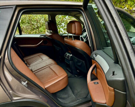 Коричневый БМВ Х5, объемом двигателя 3 л и пробегом 207 тыс. км за 22700 $, фото 23 на Automoto.ua