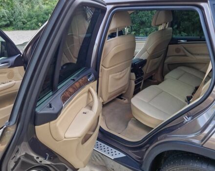 Коричневый БМВ Х5, объемом двигателя 3 л и пробегом 82 тыс. км за 18500 $, фото 10 на Automoto.ua