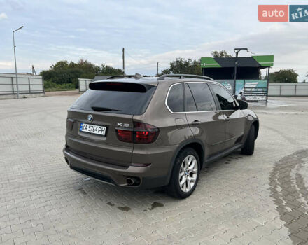 Коричневый БМВ Х5, объемом двигателя 2.98 л и пробегом 418 тыс. км за 10800 $, фото 6 на Automoto.ua