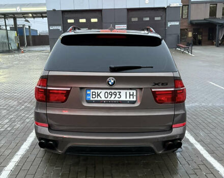 Коричневый БМВ Х5, объемом двигателя 2.98 л и пробегом 210 тыс. км за 14500 $, фото 6 на Automoto.ua