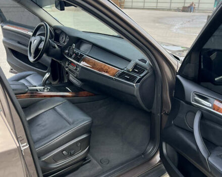 Коричневый БМВ Х5, объемом двигателя 2.98 л и пробегом 418 тыс. км за 10800 $, фото 40 на Automoto.ua