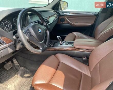 Коричневый БМВ Х5, объемом двигателя 3 л и пробегом 340 тыс. км за 15999 $, фото 9 на Automoto.ua
