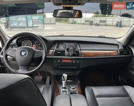 Коричневый БМВ Х5, объемом двигателя 2.98 л и пробегом 418 тыс. км за 10800 $, фото 30 на Automoto.ua