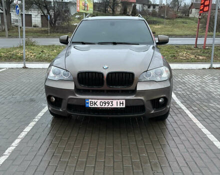 Коричневый БМВ Х5, объемом двигателя 2.98 л и пробегом 210 тыс. км за 14500 $, фото 2 на Automoto.ua