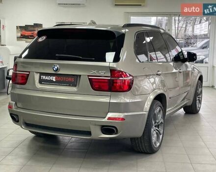 Коричневый БМВ Х5, объемом двигателя 2.98 л и пробегом 292 тыс. км за 11990 $, фото 6 на Automoto.ua