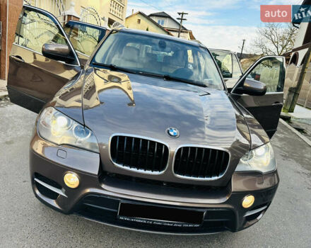Коричневый БМВ Х5, объемом двигателя 3 л и пробегом 227 тыс. км за 15700 $, фото 53 на Automoto.ua