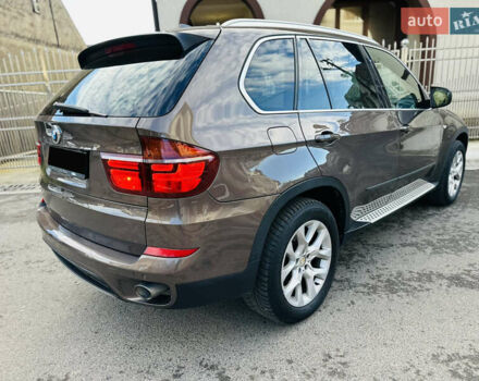 Коричневый БМВ Х5, объемом двигателя 3 л и пробегом 227 тыс. км за 15700 $, фото 88 на Automoto.ua