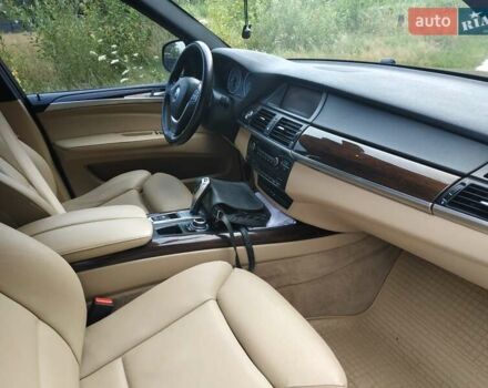 Коричневый БМВ Х5, объемом двигателя 2.98 л и пробегом 120 тыс. км за 16000 $, фото 15 на Automoto.ua