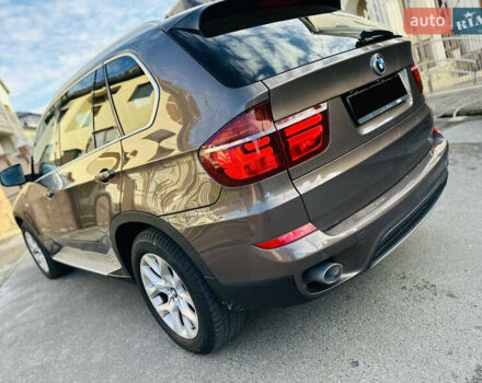 Коричневый БМВ Х5, объемом двигателя 3 л и пробегом 227 тыс. км за 15700 $, фото 58 на Automoto.ua