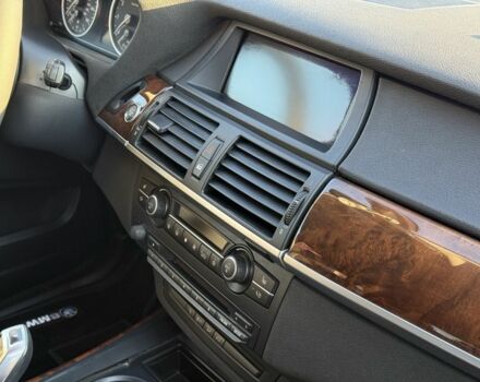 Коричневий БМВ Х5, об'ємом двигуна 3 л та пробігом 199 тис. км за 42000 $, фото 7 на Automoto.ua