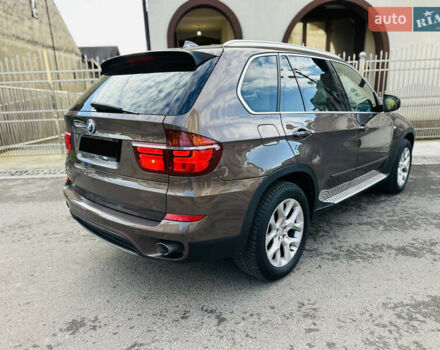 Коричневый БМВ Х5, объемом двигателя 3 л и пробегом 227 тыс. км за 15700 $, фото 120 на Automoto.ua