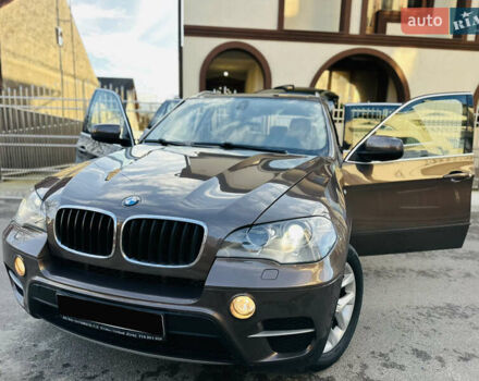 Коричневый БМВ Х5, объемом двигателя 3 л и пробегом 227 тыс. км за 15700 $, фото 113 на Automoto.ua
