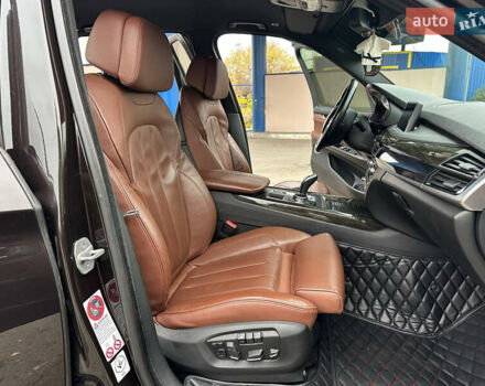 Коричневий БМВ Х5, об'ємом двигуна 2.99 л та пробігом 208 тис. км за 27000 $, фото 30 на Automoto.ua