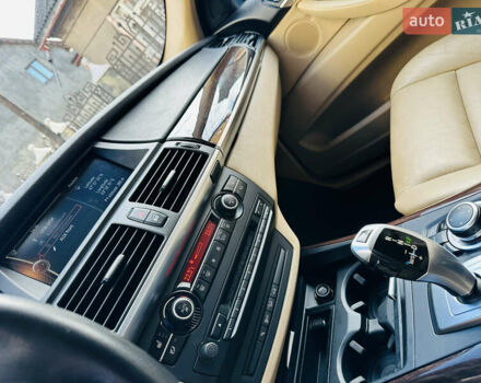 Коричневый БМВ Х5, объемом двигателя 3 л и пробегом 227 тыс. км за 15700 $, фото 92 на Automoto.ua