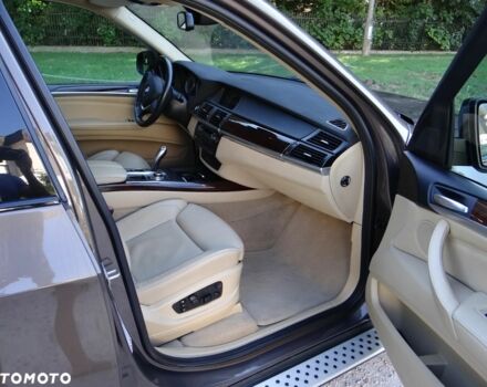 Коричневий БМВ Х5, об'ємом двигуна 3 л та пробігом 133 тис. км за 9400 $, фото 4 на Automoto.ua