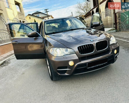 Коричневый БМВ Х5, объемом двигателя 3 л и пробегом 227 тыс. км за 15700 $, фото 122 на Automoto.ua