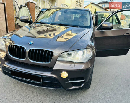 Коричневый БМВ Х5, объемом двигателя 3 л и пробегом 227 тыс. км за 15700 $, фото 101 на Automoto.ua