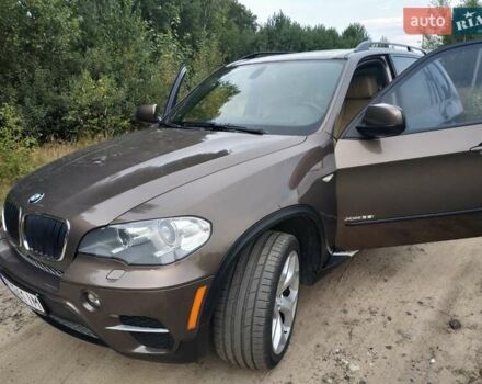 Коричневый БМВ Х5, объемом двигателя 2.98 л и пробегом 120 тыс. км за 16000 $, фото 1 на Automoto.ua