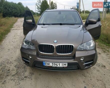 Коричневый БМВ Х5, объемом двигателя 2.98 л и пробегом 120 тыс. км за 16000 $, фото 5 на Automoto.ua