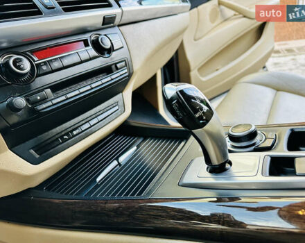 Коричневый БМВ Х5, объемом двигателя 3 л и пробегом 227 тыс. км за 15700 $, фото 75 на Automoto.ua