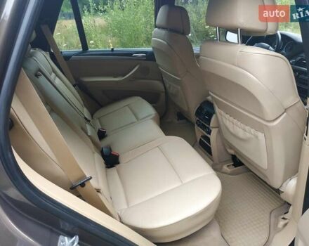 Коричневый БМВ Х5, объемом двигателя 2.98 л и пробегом 120 тыс. км за 16000 $, фото 12 на Automoto.ua