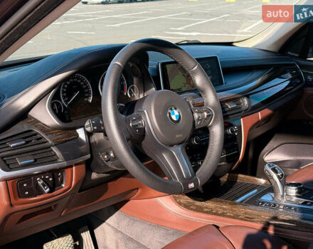 Коричневый БМВ Х5, объемом двигателя 3 л и пробегом 249 тыс. км за 27800 $, фото 14 на Automoto.ua