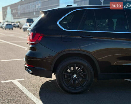 Коричневый БМВ Х5, объемом двигателя 3 л и пробегом 249 тыс. км за 27800 $, фото 11 на Automoto.ua