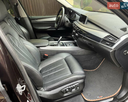 Коричневый БМВ Х5, объемом двигателя 3 л и пробегом 175 тыс. км за 29500 $, фото 23 на Automoto.ua