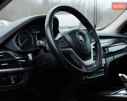 Коричневый БМВ Х5, объемом двигателя 2.99 л и пробегом 320 тыс. км за 23500 $, фото 11 на Automoto.ua