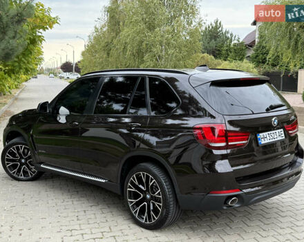 Коричневый БМВ Х5, объемом двигателя 2.99 л и пробегом 202 тыс. км за 26900 $, фото 5 на Automoto.ua