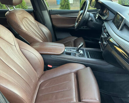 Коричневый БМВ Х5, объемом двигателя 2.99 л и пробегом 260 тыс. км за 30000 $, фото 9 на Automoto.ua