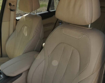 Коричневый БМВ Х5, объемом двигателя 2 л и пробегом 170 тыс. км за 26500 $, фото 9 на Automoto.ua