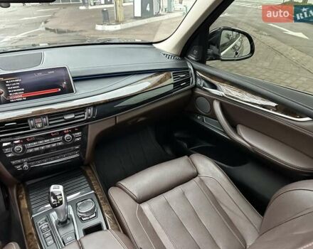 Коричневый БМВ Х5, объемом двигателя 3 л и пробегом 272 тыс. км за 24750 $, фото 58 на Automoto.ua