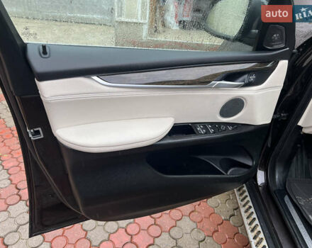 Коричневый БМВ Х5, объемом двигателя 2.99 л и пробегом 287 тыс. км за 26000 $, фото 11 на Automoto.ua