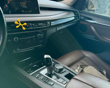 Коричневый БМВ Х5, объемом двигателя 2.99 л и пробегом 258 тыс. км за 26000 $, фото 13 на Automoto.ua