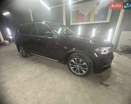 Коричневый БМВ Х5, объемом двигателя 2 л и пробегом 218 тыс. км за 23900 $, фото 112 на Automoto.ua