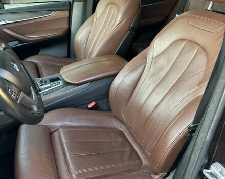 Коричневый БМВ Х5, объемом двигателя 2.99 л и пробегом 260 тыс. км за 30000 $, фото 7 на Automoto.ua