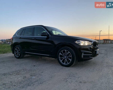 Коричневый БМВ Х5, объемом двигателя 2 л и пробегом 218 тыс. км за 23900 $, фото 12 на Automoto.ua