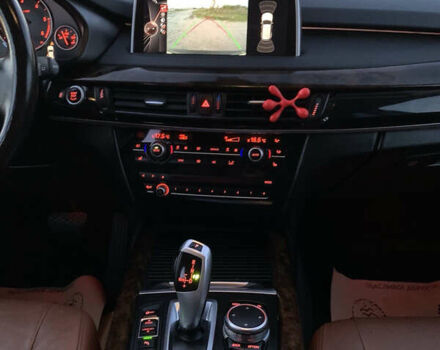 Коричневый БМВ Х5, объемом двигателя 2 л и пробегом 218 тыс. км за 23900 $, фото 73 на Automoto.ua