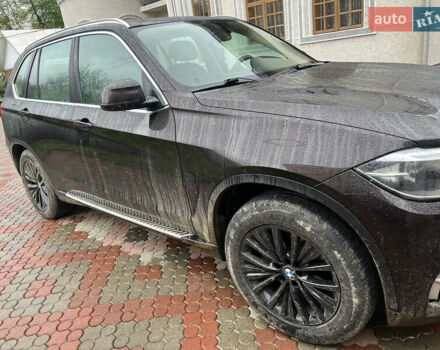 Коричневый БМВ Х5, объемом двигателя 2.99 л и пробегом 287 тыс. км за 26000 $, фото 3 на Automoto.ua