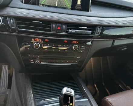 Коричневый БМВ Х5, объемом двигателя 2.99 л и пробегом 260 тыс. км за 30000 $, фото 15 на Automoto.ua