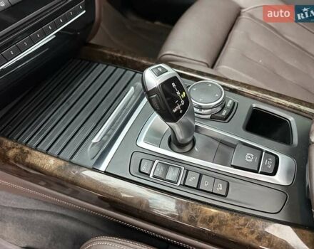 Коричневый БМВ Х5, объемом двигателя 3 л и пробегом 272 тыс. км за 24750 $, фото 42 на Automoto.ua
