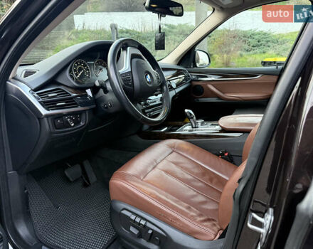 Коричневый БМВ Х5, объемом двигателя 2.98 л и пробегом 112 тыс. км за 29500 $, фото 10 на Automoto.ua