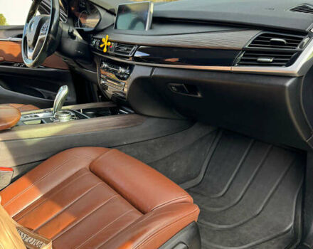 Коричневый БМВ Х5, объемом двигателя 2.99 л и пробегом 258 тыс. км за 26000 $, фото 10 на Automoto.ua