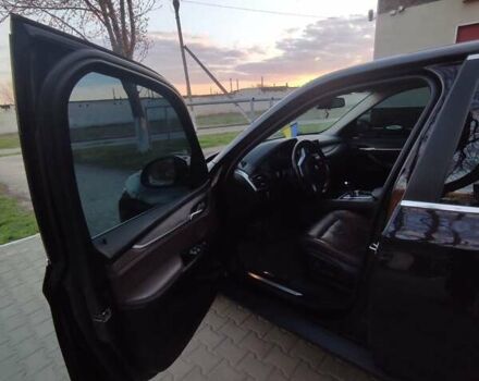 Коричневий БМВ Х5, об'ємом двигуна 2 л та пробігом 195 тис. км за 28500 $, фото 4 на Automoto.ua