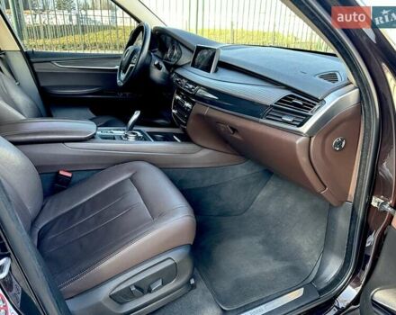 Коричневый БМВ Х5, объемом двигателя 2 л и пробегом 181 тыс. км за 22200 $, фото 18 на Automoto.ua
