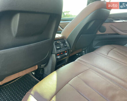 Коричневый БМВ Х5, объемом двигателя 3 л и пробегом 160 тыс. км за 24000 $, фото 22 на Automoto.ua