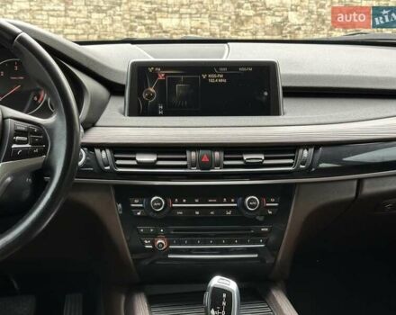 Коричневый БМВ Х5, объемом двигателя 2 л и пробегом 180 тыс. км за 22900 $, фото 14 на Automoto.ua